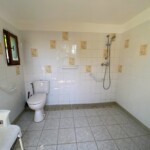 Sanitaires PMR Sanitaires PMR accessibles camping dans la drôme