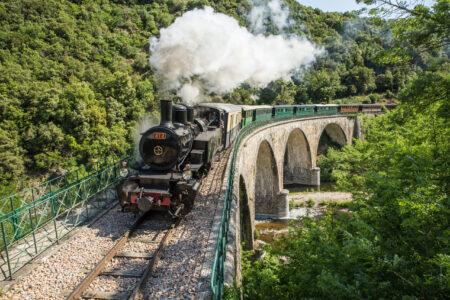 Mastrou franchissant le viaduc de Troye (© S.Bridot)