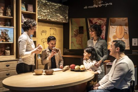 La cité du chocolat valrhona (©A.Pesch) une expérience sensorielle en famille à la cité du chocolat