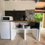 Cuisine équipée Cuisine commune du camping familial Les Avenières dans la Drôme